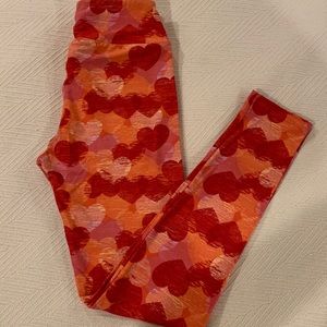 LuLaRoe Valentines leggings, heart print, one size (2-10), new without tags